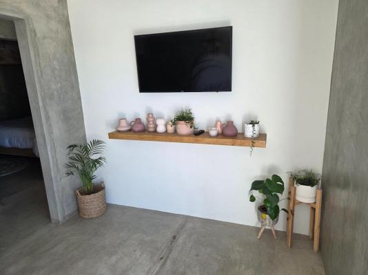 Luvlé Lux Apartments - 243089