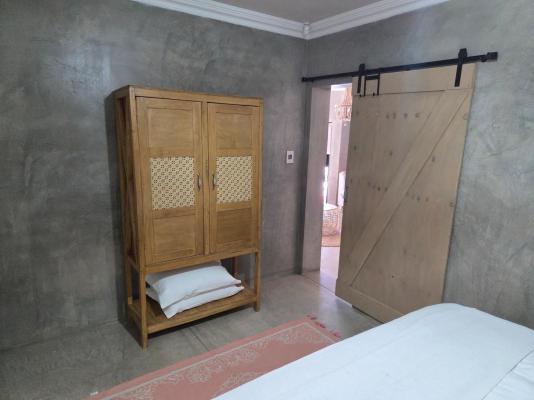 Luvlé Lux Apartments - 243125