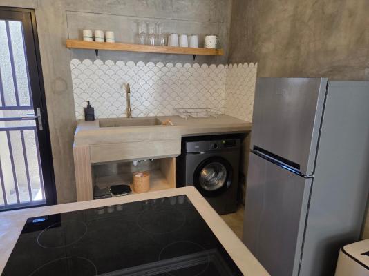 Luvlé Lux Apartments - 243127