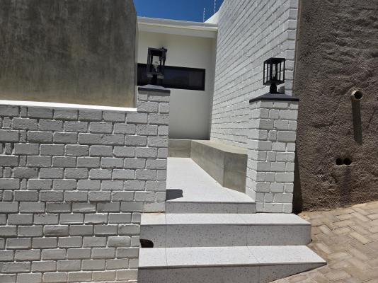 Luvlé Lux Apartments - 243128