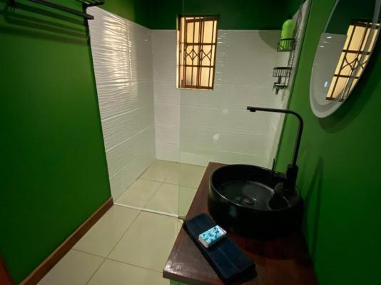 The Nugget Guest Lodge - 243139