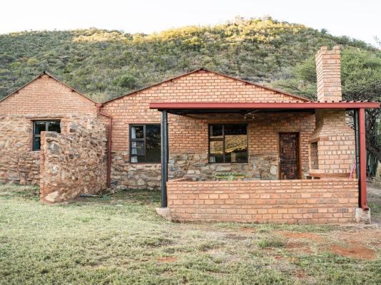 Otavi Vineyards Self-catering & Camping - 243185