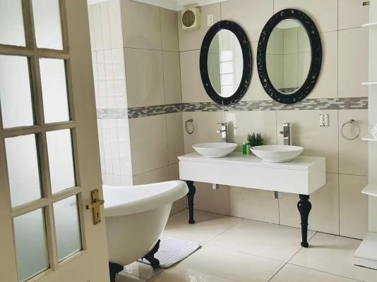 Nkhangfi Home - 243310