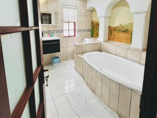 Nkhangfi Home - 243315