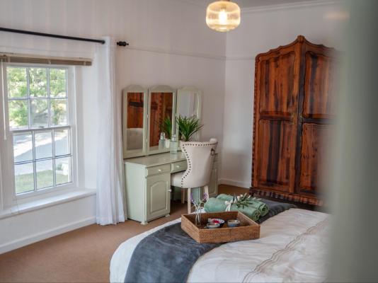 Paul René Manor House - 243366