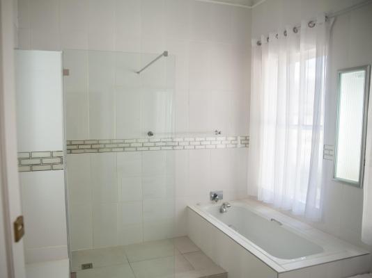 Paul René Manor House - 243368