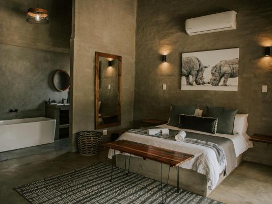 Rhino's Rest Private Luxury Villa - 243577