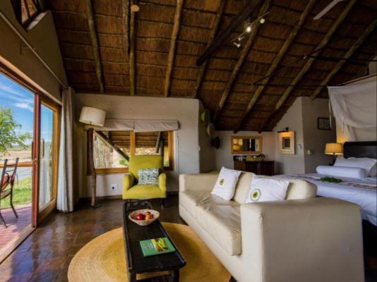 Tau Game Lodge - 243698