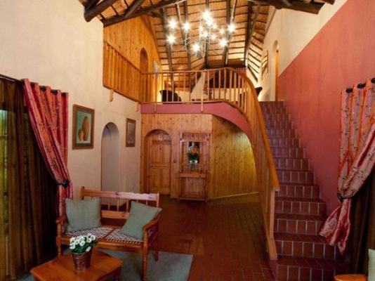 Woodpecker Inn - 243759