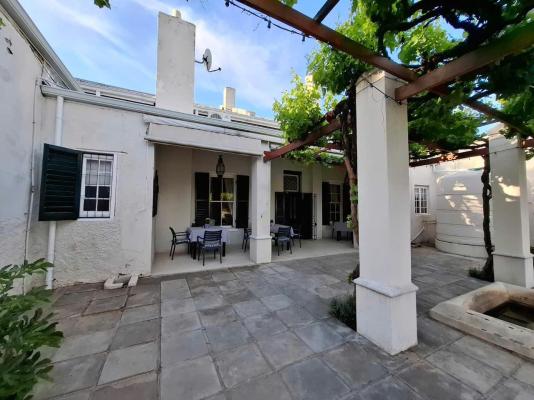 Sundays Karoo Guesthouse - 243903