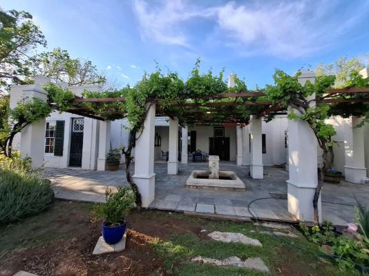 Sundays Karoo Guesthouse - 243907