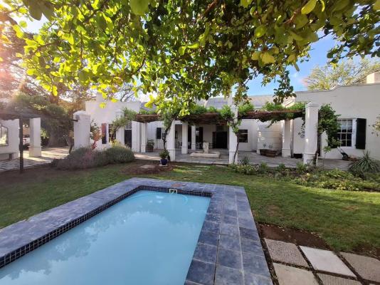 Sundays Karoo Guesthouse - 243909