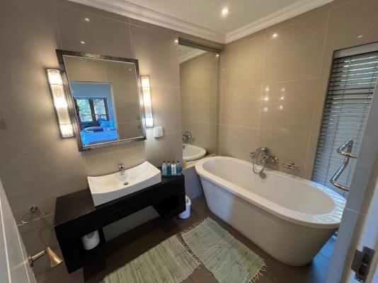 Under the Boardwalk Self Catering Studio - 244081