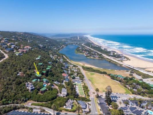 Under the Boardwalk Self Catering Studio - 244084