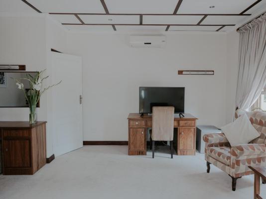 CANA Vineyard Guesthouse - 244159