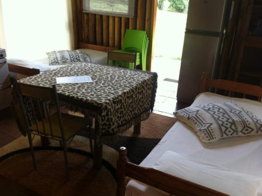 Mulberry Lane Suites & Tsanana Log Cabins - 244187