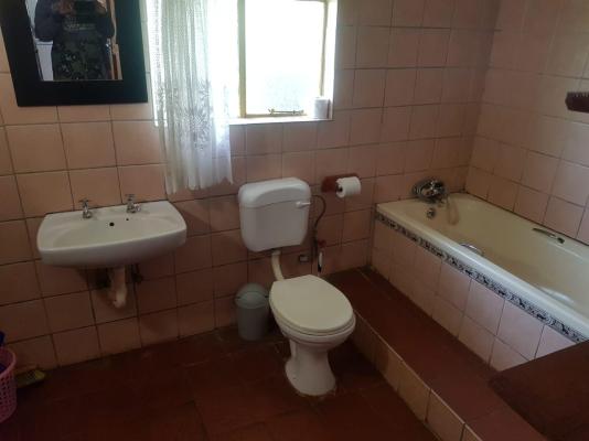 Mulberry Lane Suites & Tsanana Log Cabins - 244188