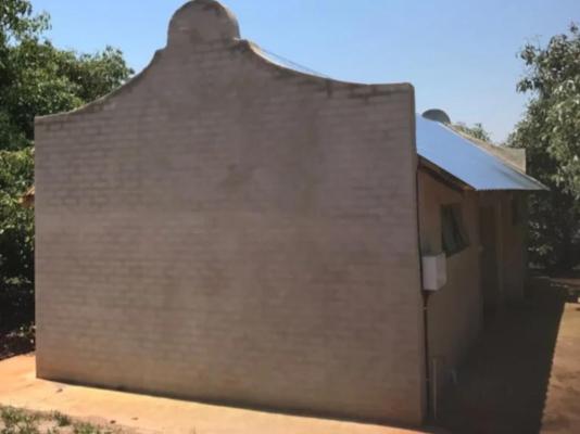 Mulberry Lane Suites & Tsanana Log Cabins - 244221