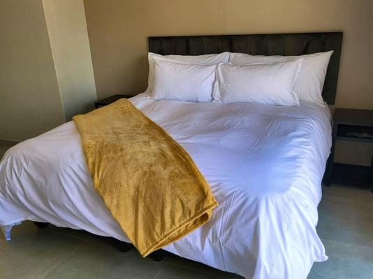 Ematolweni Guesthouse - 244245