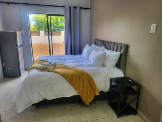 Ematolweni Guesthouse - 244253