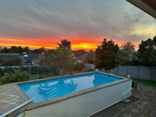 Lily's Lodge - 244376