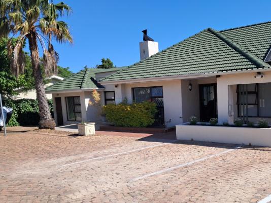 Lily's Lodge - 244388