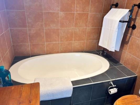 Lily's Lodge - 244419