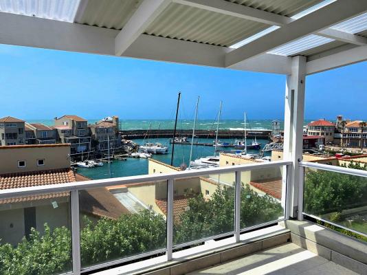 Harbour Club - 244447