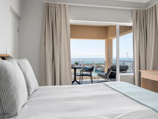 Harbour Club - 244450