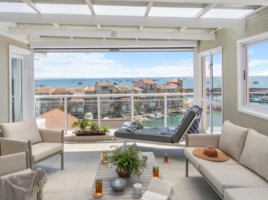 Harbour Club - 244475