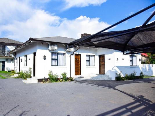 C'est La Vie Guest House - 244665