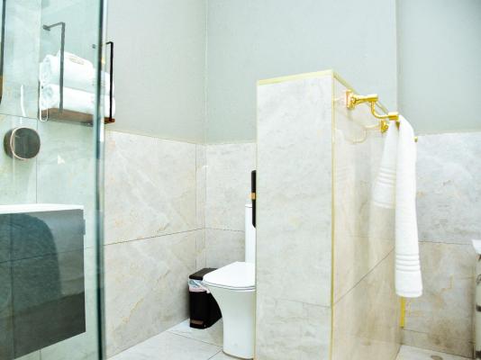 C'est La Vie Guest House - 244701