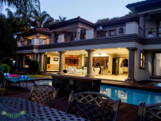 Palms On Byrne - 244789