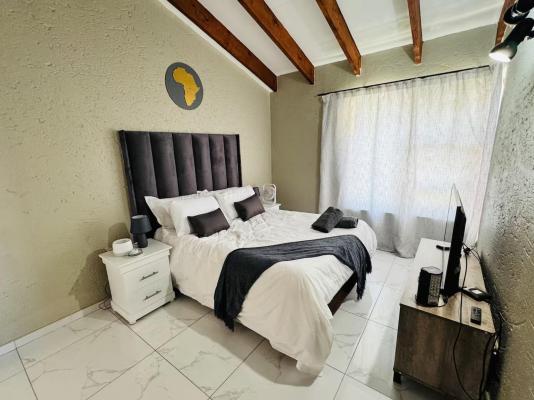 Villa Picasso - 244824