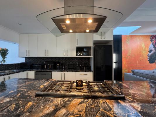 Urban Oasis Sea Point - 245153