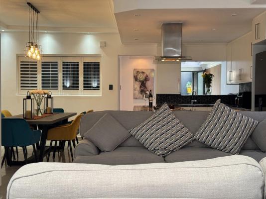 Urban Oasis Sea Point - 245154