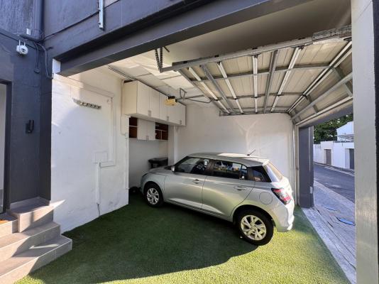 Urban Oasis Sea Point - 245175