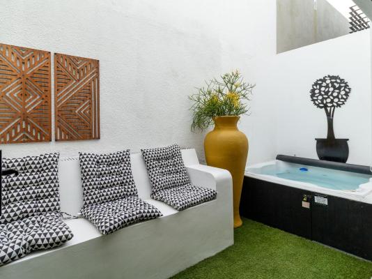 Urban Oasis Sea Point - 245185