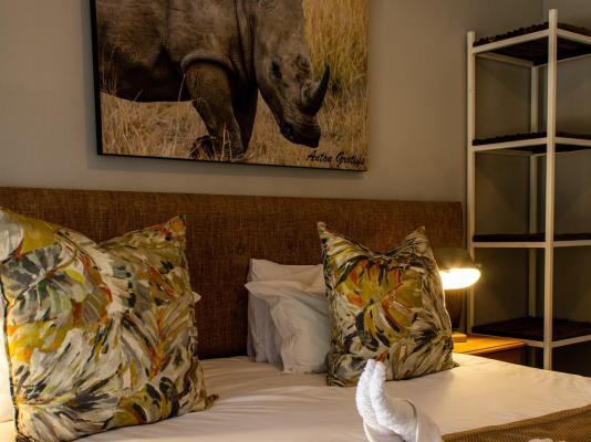 Tshikwalo Guest House - 245227