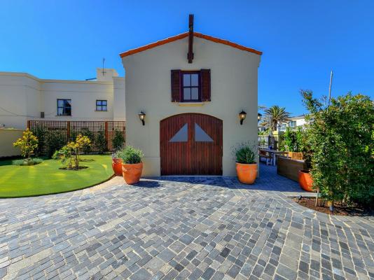 Sunset Beach Villa - 245234