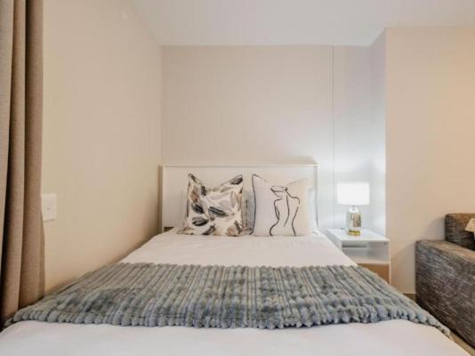 Phola The Millennial uMhlanga - 245533