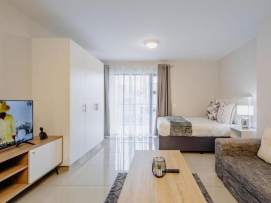 Phola The Millennial uMhlanga - 245535