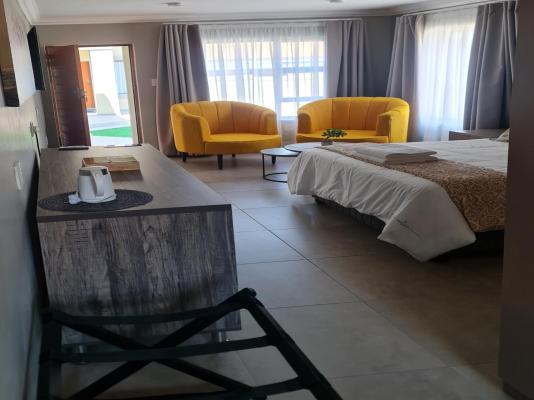 Silvakruin Guest House - 245577