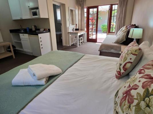 Bayside Guesthouse - 245622