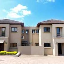 Uptown Apartments - Garden Pavillion - 245862