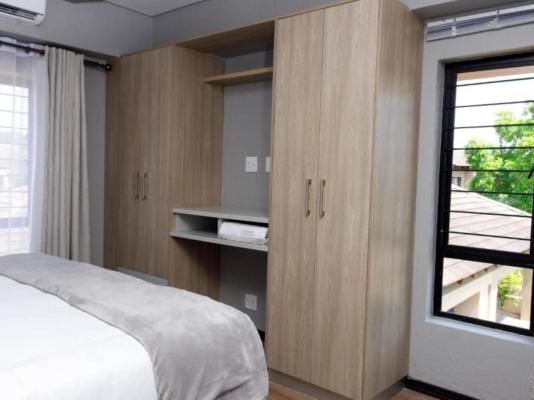 Uptown Apartments - Garden Pavillion - 245887