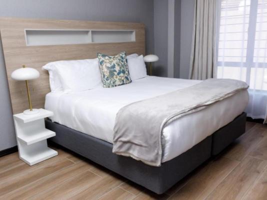 Uptown Apartments - Garden Pavillion - 245889