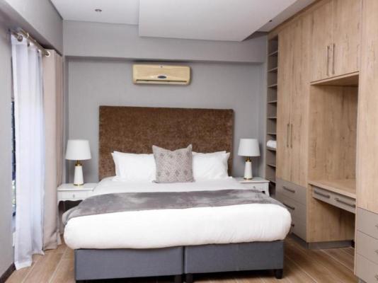 Uptown Apartments - Garden Pavillion - 245902