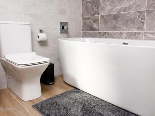 Uptown Apartments - Garden Pavillion - 245903