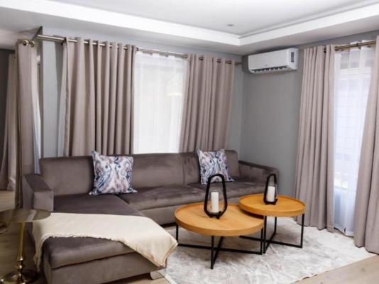 Uptown Apartments - Garden Pavillion - 245909